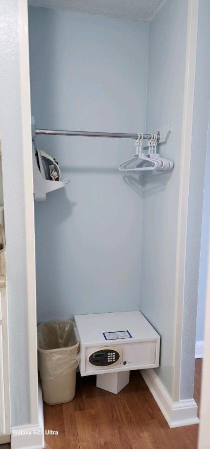 Apartment Oceanview Efficiency Dw802
